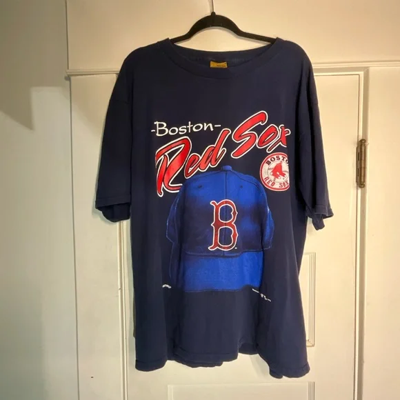 Nutmeg Vintage Boston Red Sox 1995 Graphic T-Shirt - Picture 1 of 7